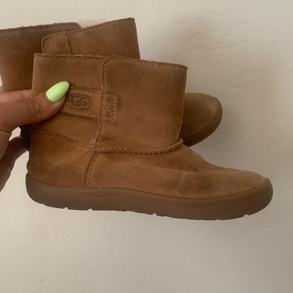 UGG Kids Suede Ankle Boot in Chestnut Brown
